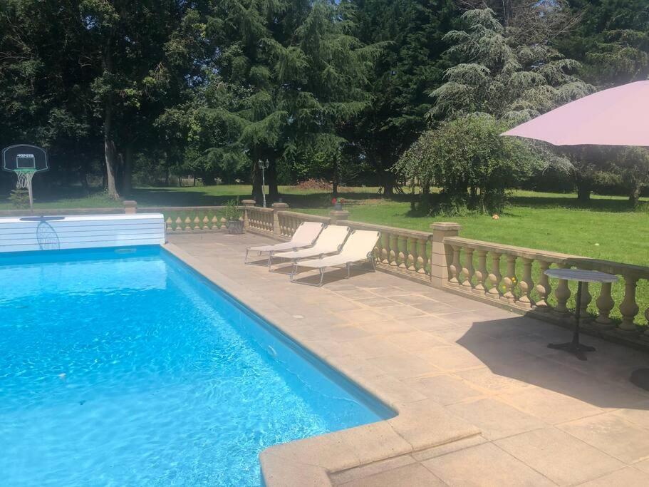 Le Cabaret Paisible Avec Piscine Βίλα Montierchaume Εξωτερικό φωτογραφία